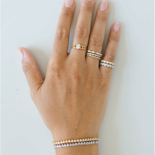 V5H26EB5F0FA081C39D28F53ACD5FE1820BR5776106P2