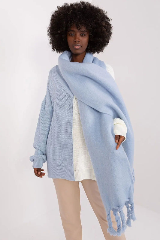 Shawl model 208271 AT