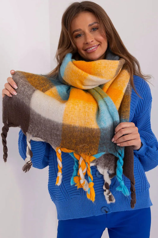 Shawl model 208272 AT