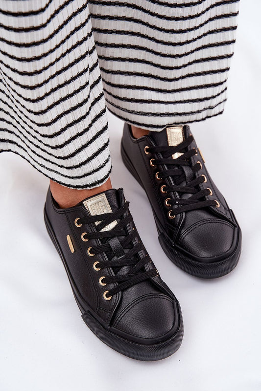 Sneakers model 212728 Step in style
