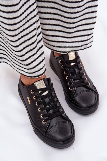 Sneakers model 212728 Step in style