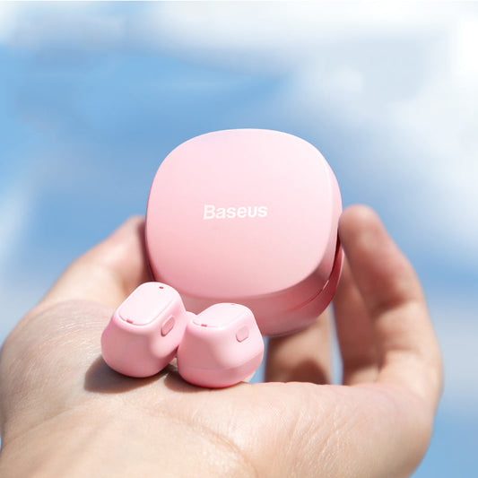 True wireless bluetooth earbuds