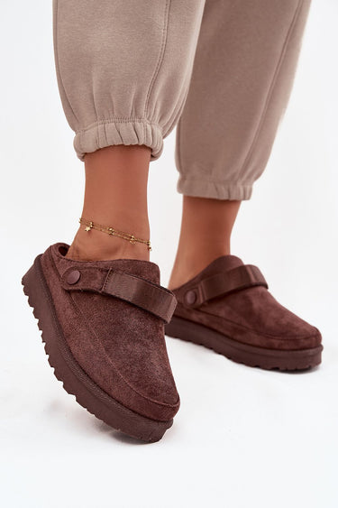 Slippers model 220535 Step in style