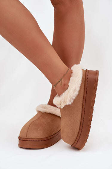 Slippers model 221481 Step in style