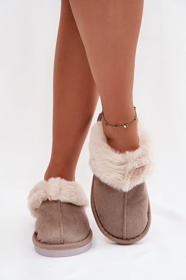 Slippers model 221511 Step in style