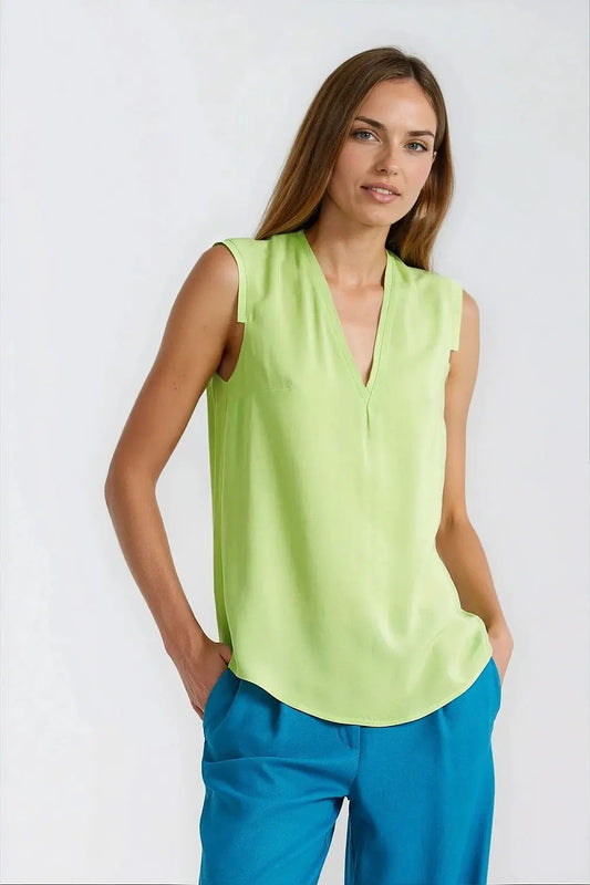  Blouse model 221726 Nife 
