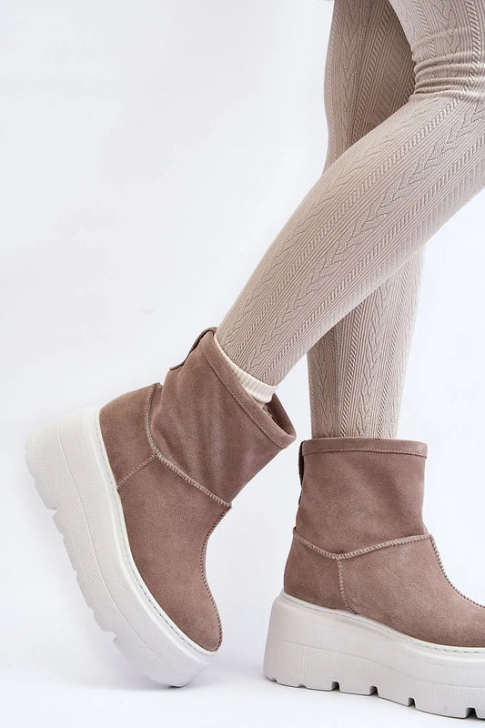  Buskin boots model 191190 Step in style 