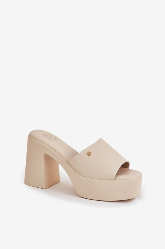  Flip-flops model 209943 Step in style 