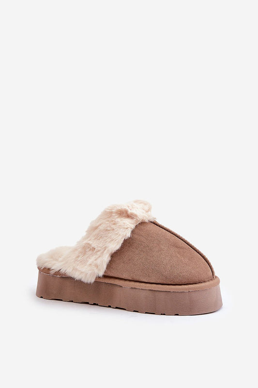  Slippers model 203583 Step in style 
