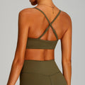  Gray green