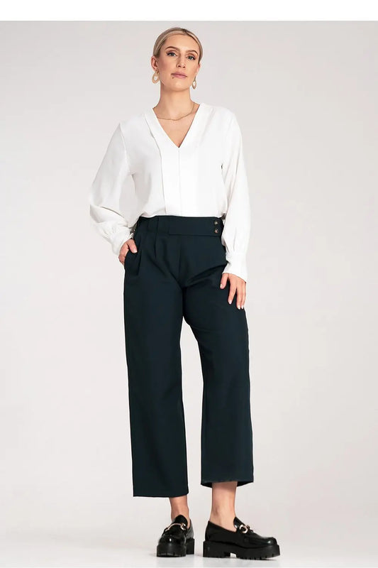  Women trousers model 214930 Figl 