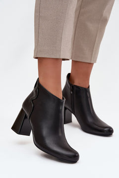 Heel boots model 222725
