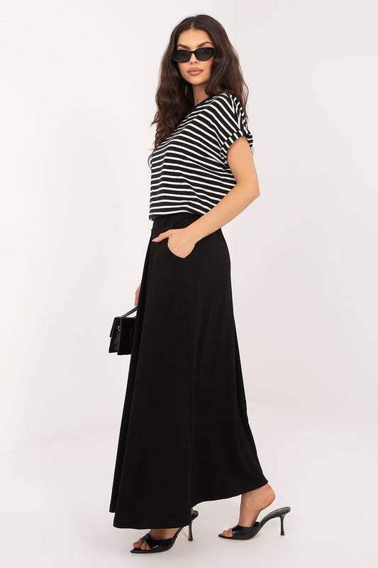  Long skirt model 226149 Relevance 
